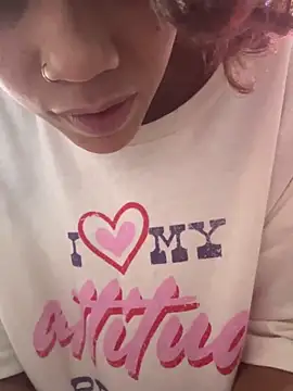 Tamiii420 Chat XXX in diretta