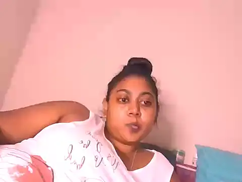 Indian_Ruby99のライブXXXチャット