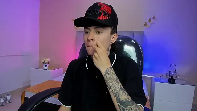 Nascary_Fox Chat XXX in diretta