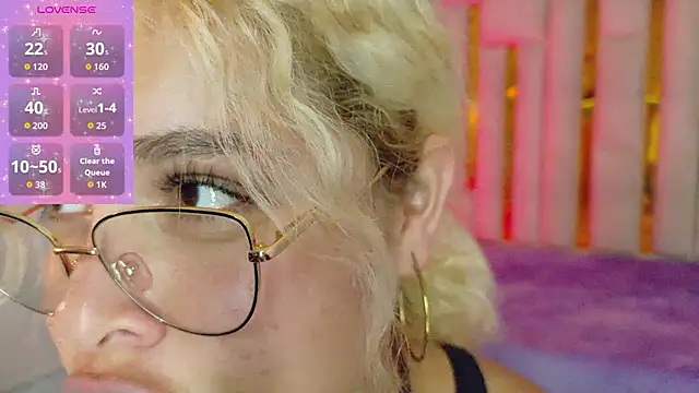 Haelycute লাইভ XXX চ্যাট