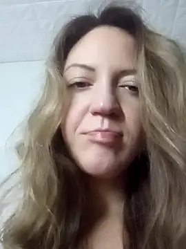 Czat XXX na żywo – KattyLuuu