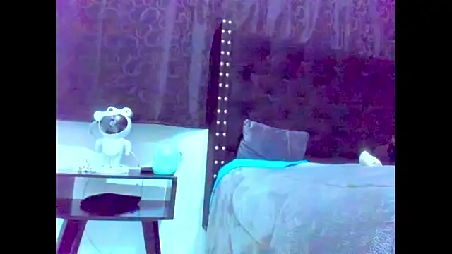 amareto_queen élő XXX-chatje