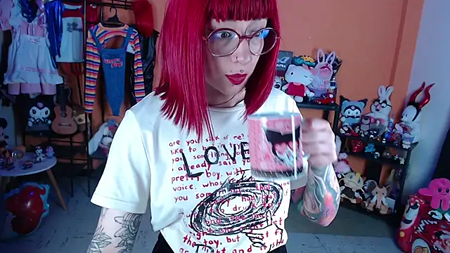 MissMiia2 – Live XXX-chat