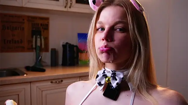 عرض كام EdlinAlliston