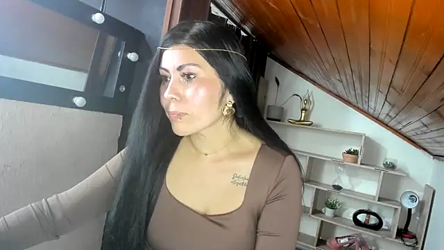 XXX chat uživo modela Tania_mature