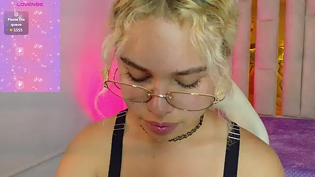 Haelycute Live XXX-Chat