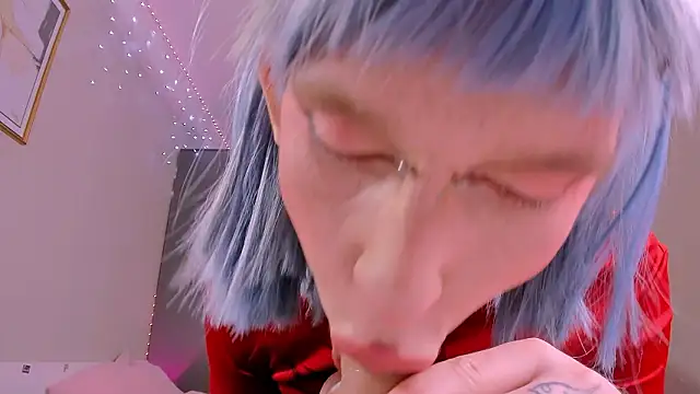 Show modela _Maybe_Baby_ na web-kameri