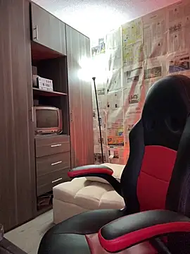 XXX chat uživo modela i_am_nina_