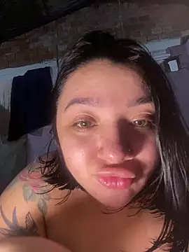 SuaQueenn Adlı Modelin Canlı XXX Sohbeti