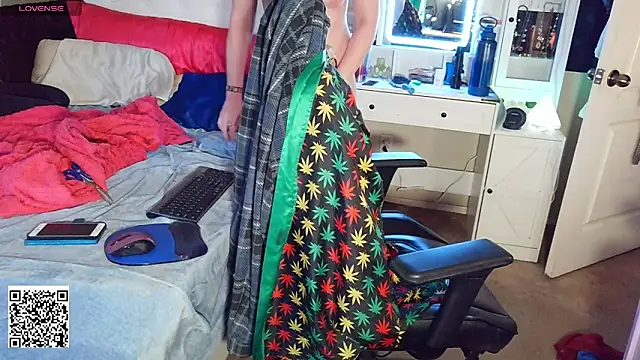 sugahfreeee Chat XXX in diretta