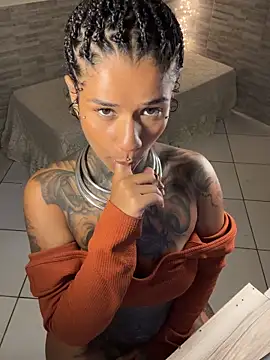 xbigpeach – Live XXX-chat