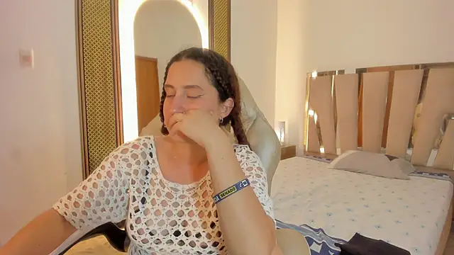 NoaMalak7 Adlı Modelin Canlı XXX Sohbeti