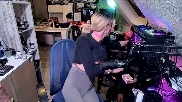 Webkamerová show Manu3li