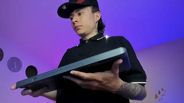 Nascary_Fox's Live XXX Chat