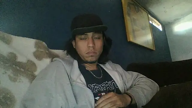 AlexAlejandro13 Chat XXX live