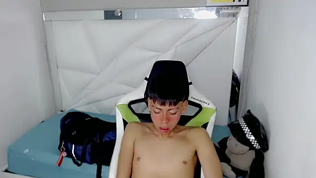 Chat XXX ao vivo de Liarr_