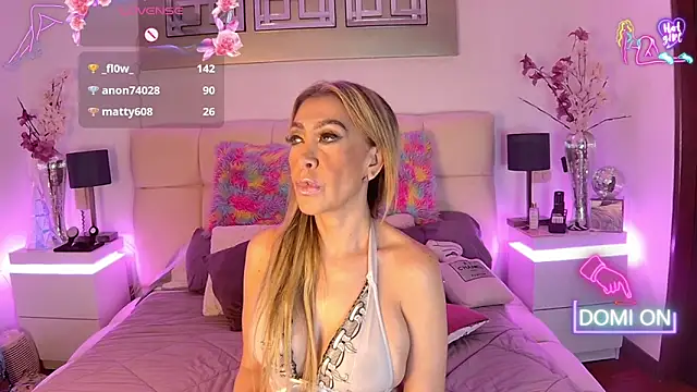 Chat +18 de EvelinaGrey ao vivo