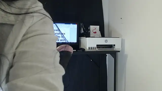 AlejandraScott 现场XXX聊天