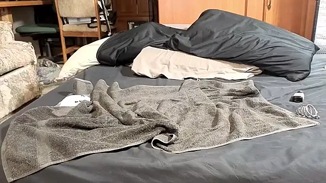 Clouds_4play Live XXX-Chat