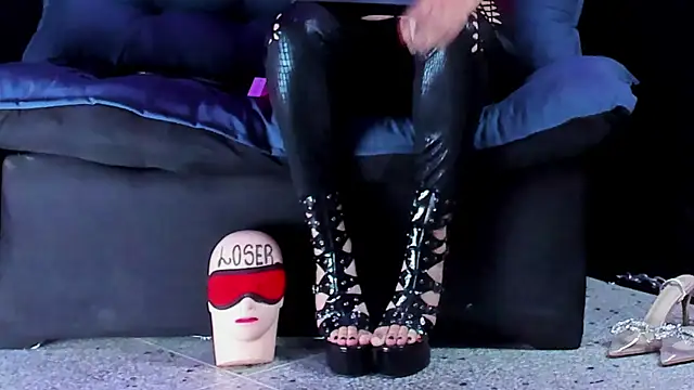 Chat XXX en directo de KatrinaStone