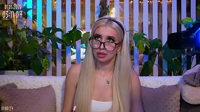 Chat +18 de FlowweerGirl ao vivo