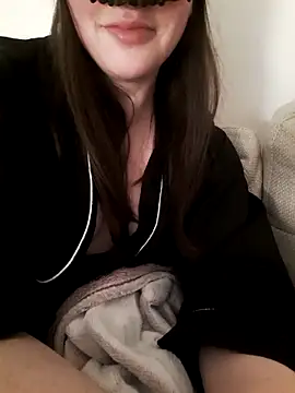 Chatroom XXX en direct de NastyYoungSlut