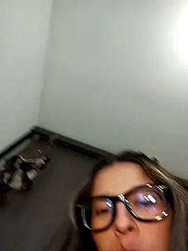 Chat +18 de AnnySanz ao vivo