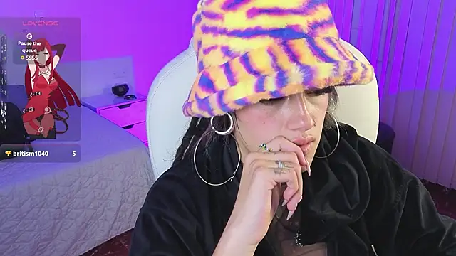 _sharlotte777 Live XXX-chat