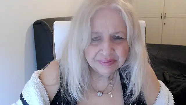 SusiLifeXXX Adlı Modelin Canlı XXX Sohbeti