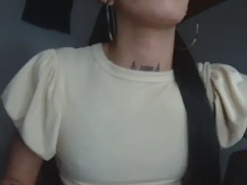 عرض كام Scarlett_crastrawberry