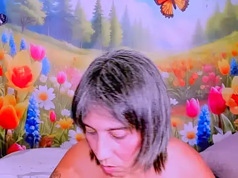 indianroxy Adlı Modelin Canlı XXX Sohbeti