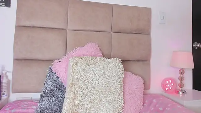 دردشة ashleycurvyy الجنسية المباشرة