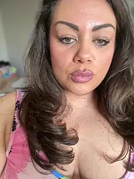 Chatroom XXX en direct de BadAssVeronica