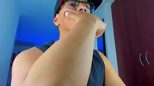 Chat XXX Live _John_Boy_