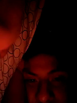 Mr_Cholate013 在線直播表演