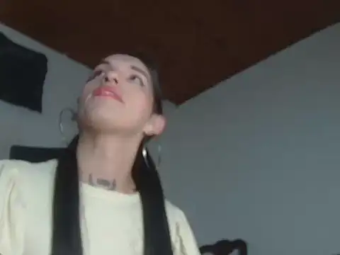 Scarlett_crastrawberry Chat XXX live