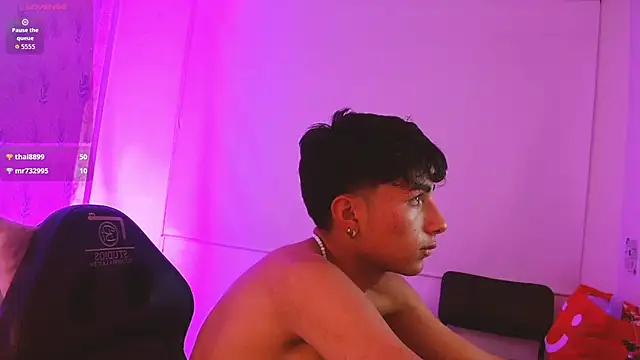 عرض كام osamu_tay