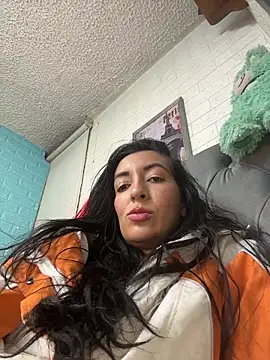 Онлайн чат XXX SALOME_KORLAND