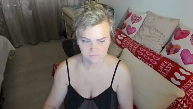 MildMaturen Webbikameraesitys