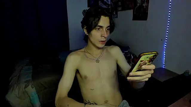 Chatroom XXX en direct de golden_ryyan