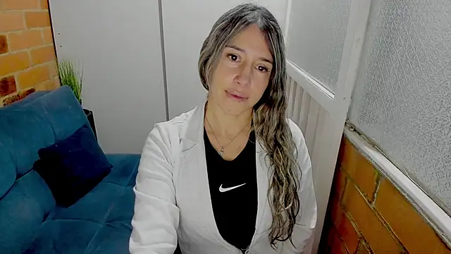 Penelope47: онлайн-секс-чат