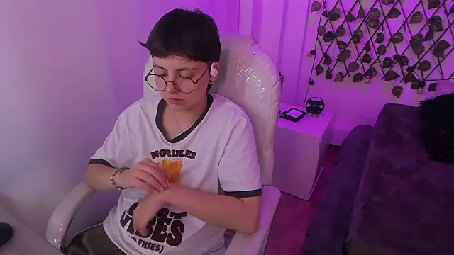 Czat XXX na żywo – Nathaly_ds