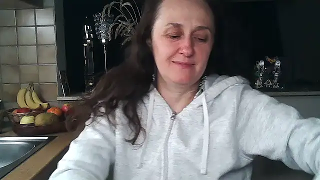 Show modela UllimOhi_ na web-kameri