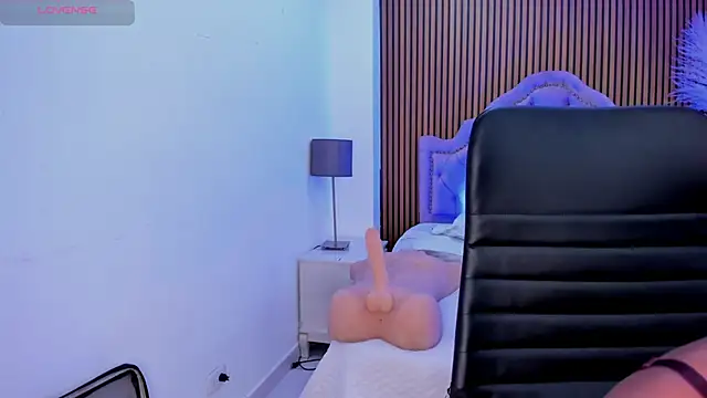 SelenaStonne – Live XXX-chat