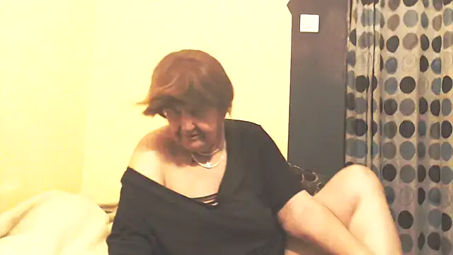 แชท XXX สดของ MioritaHard