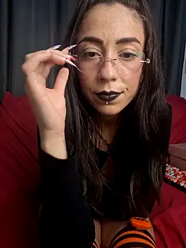 BabyyMetal: вебкам-шоу