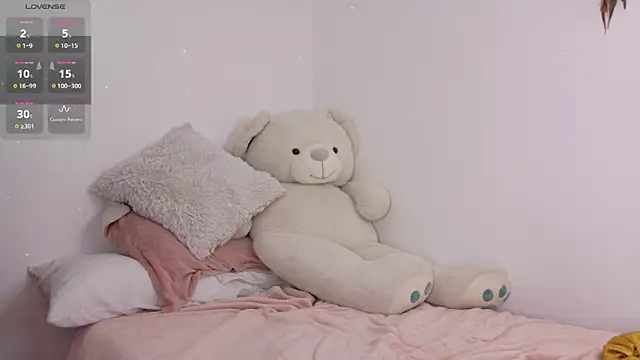 Lia_Tinez Live XXX Chat