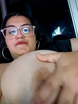 Pertunjukan Kamera Web kendra_crow_