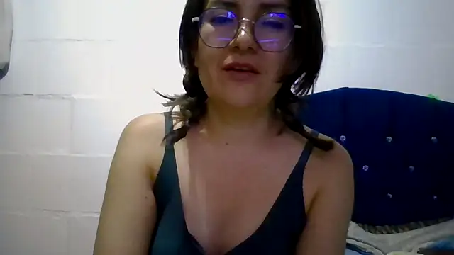 princessbella93's Live XXX Chat