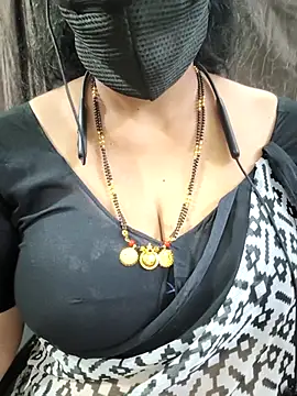 Chatroom XXX en direct de bhuvana_555